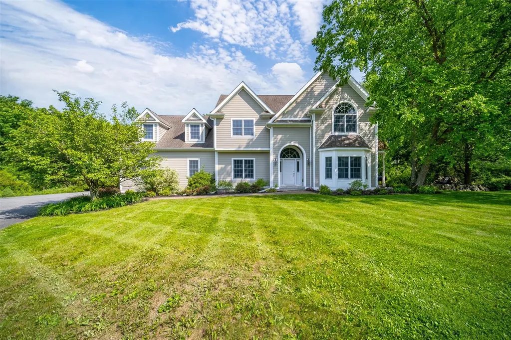 2 Marion Way Lagrangeville NY 12540