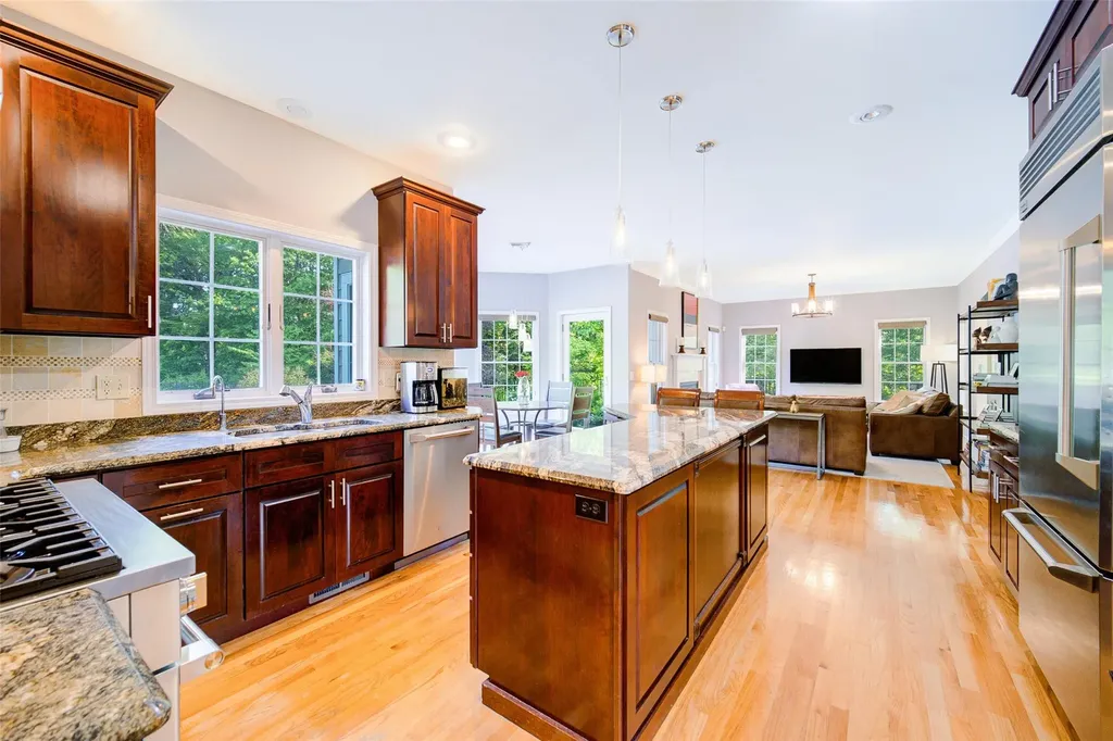 2 Marion Way Lagrangeville NY 12540