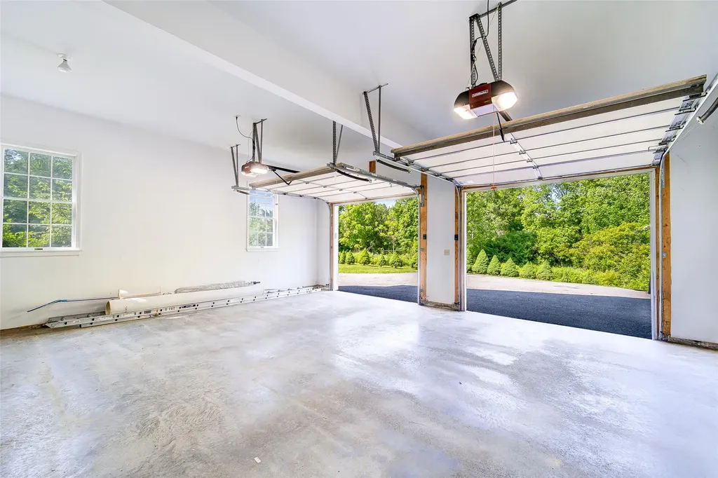 2 Marion Way Lagrangeville NY 12540