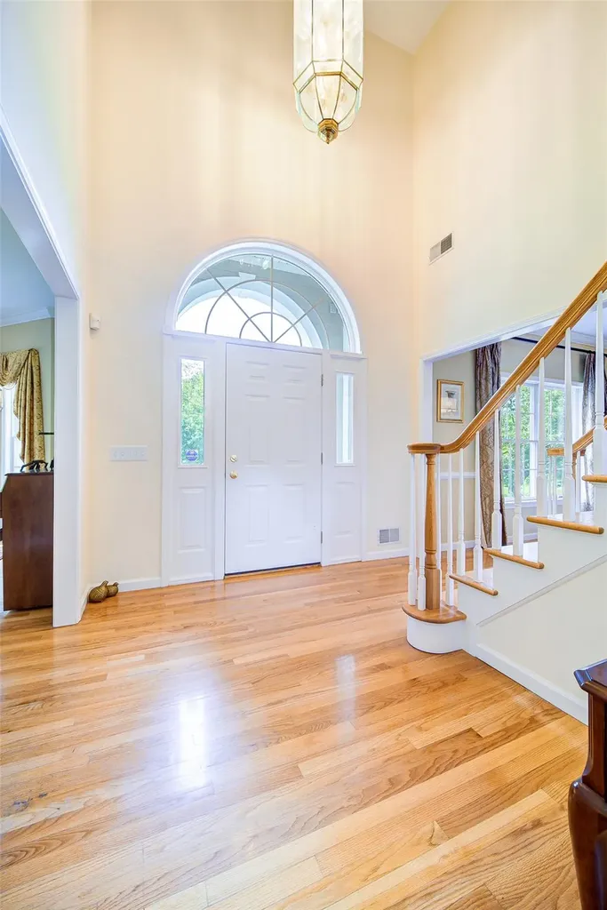 2 Marion Way Lagrangeville NY 12540