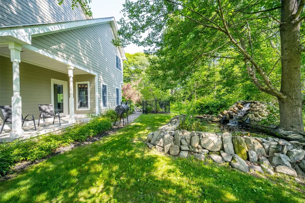 2 Marion Way Lagrangeville NY 12540