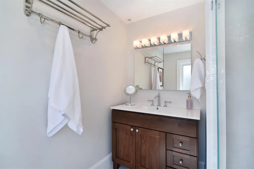 125 Reed Avenue Pelham NY 10803