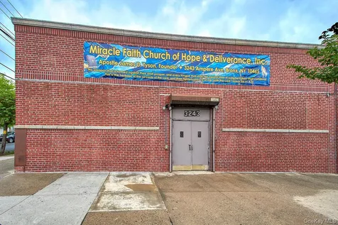 3243 Ampere Avenue Bronx NY 10465