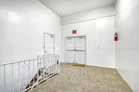 3243 Ampere Avenue Bronx NY 10465