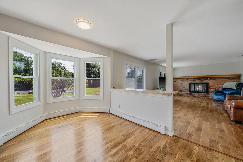 44 Vineyard Way Mount Sinai NY 11766