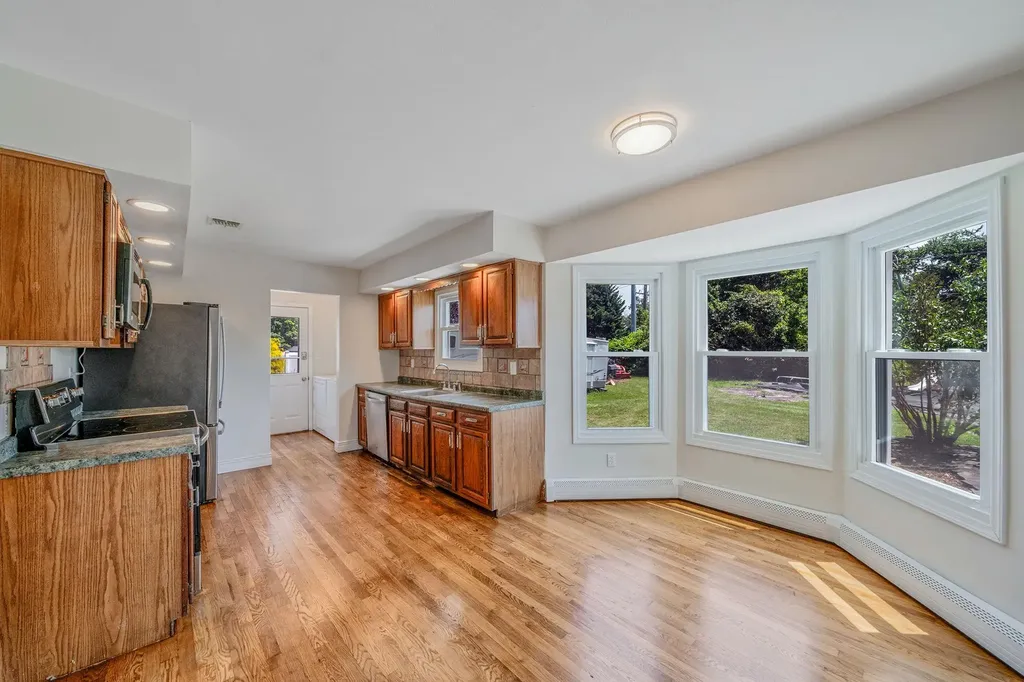 44 Vineyard Way Mount Sinai NY 11766