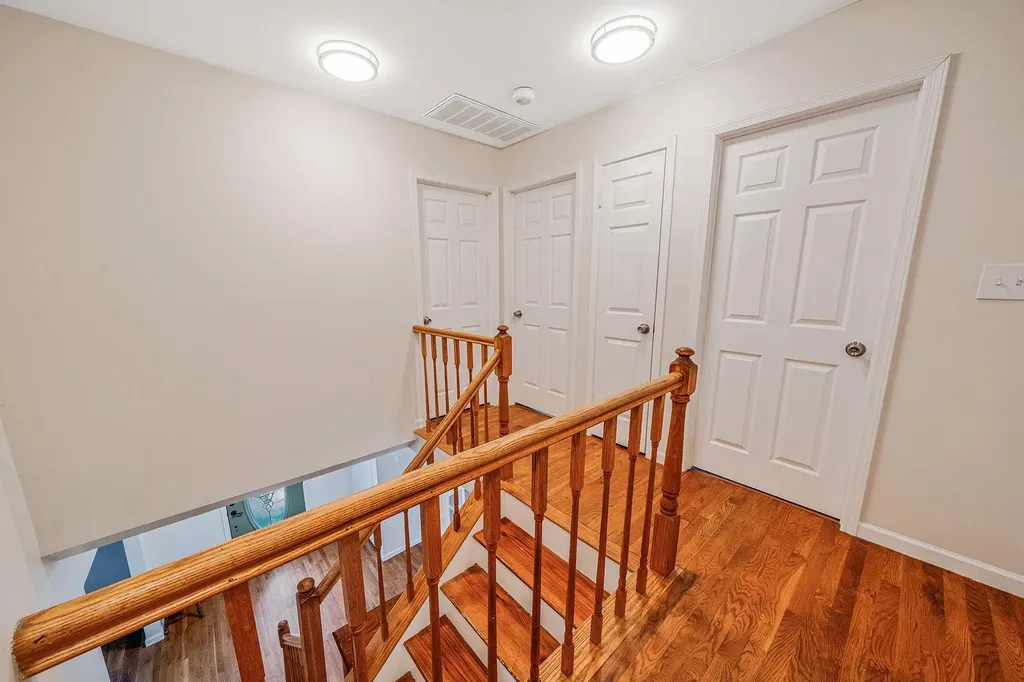 44 Vineyard Way Mount Sinai NY 11766
