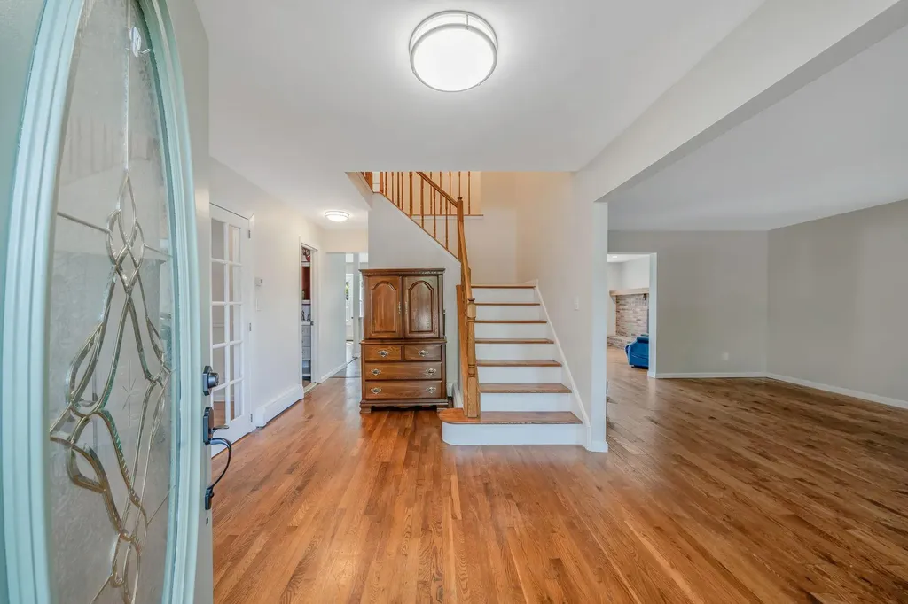 44 Vineyard Way Mount Sinai NY 11766