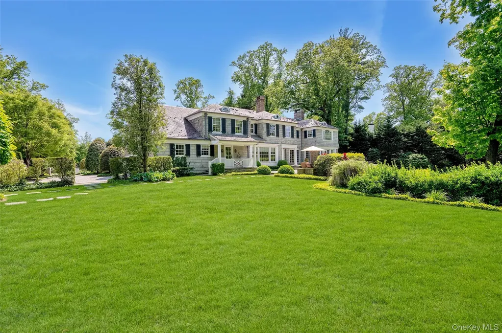 191 Elderfields Road Manhasset NY 11030