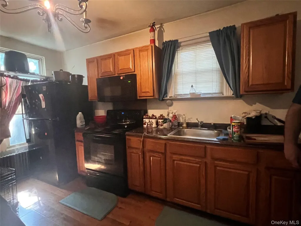 13 Hooker Avenue Poughkeepsie NY 12601