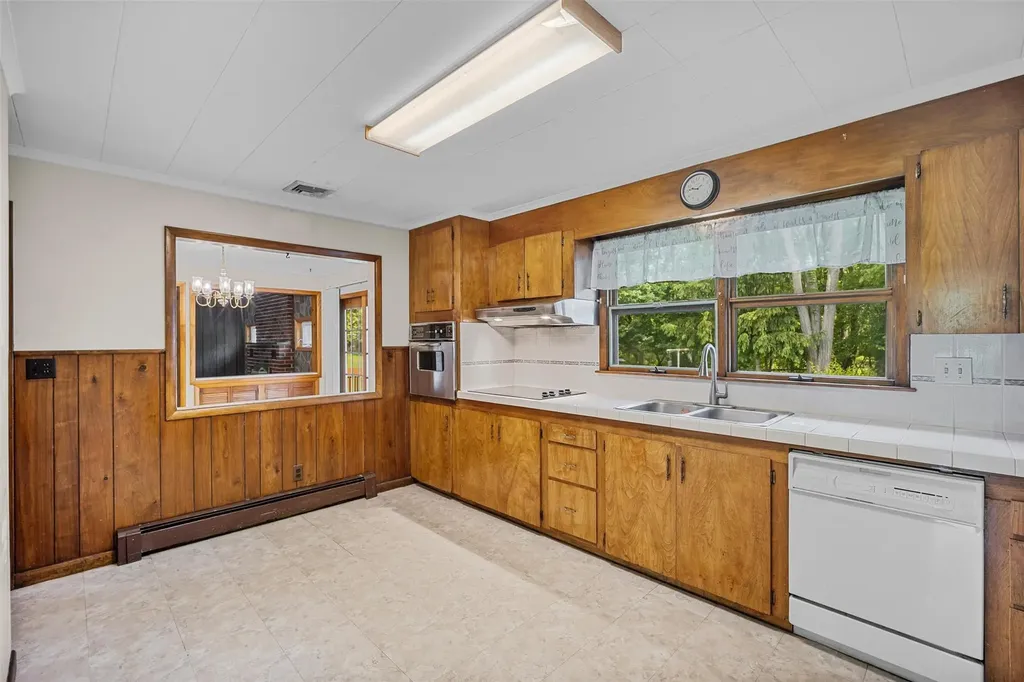110 Coldenham Road Walden NY 12586