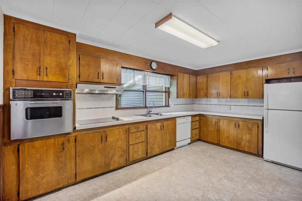 110 Coldenham Road Walden NY 12586