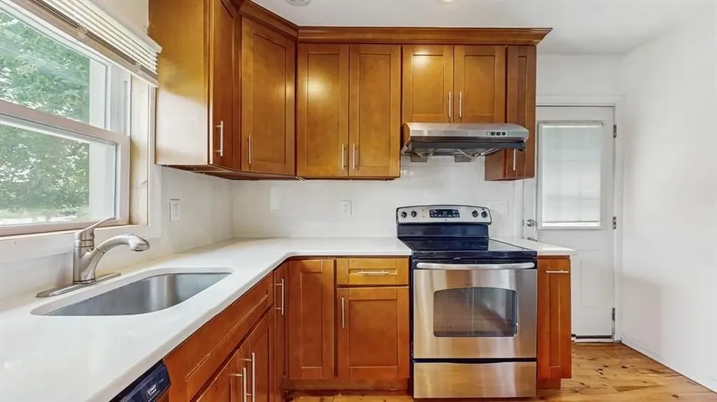 29 Melanie Lane Syosset NY 11791