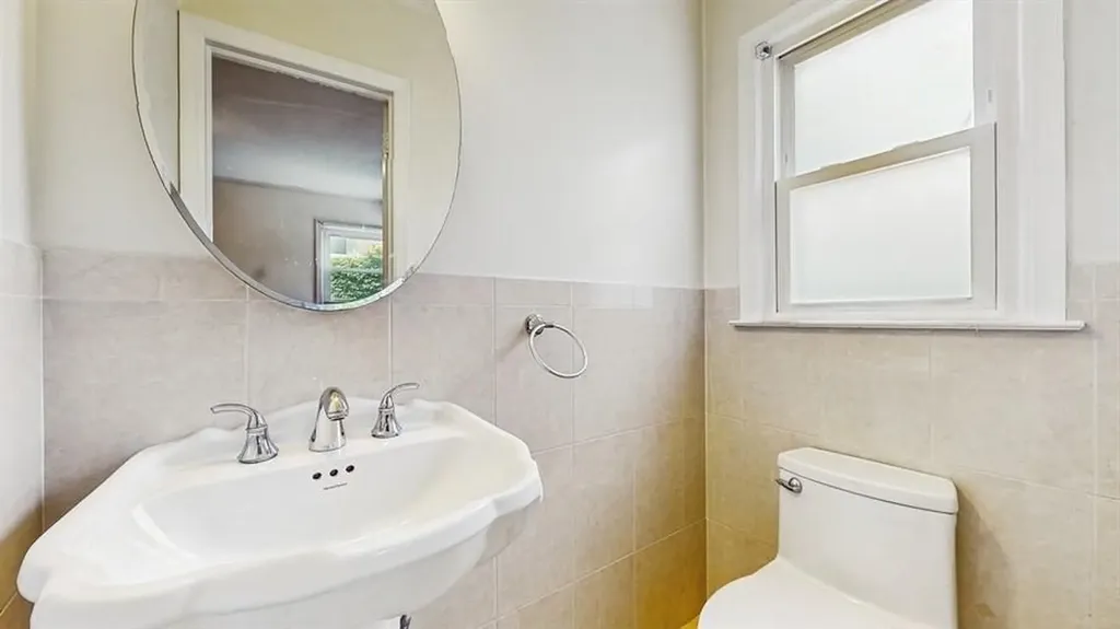 29 Melanie Lane Syosset NY 11791