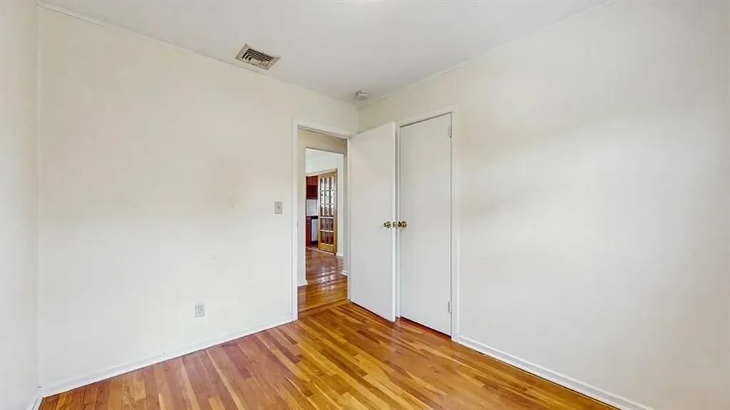 29 Melanie Lane Syosset NY 11791