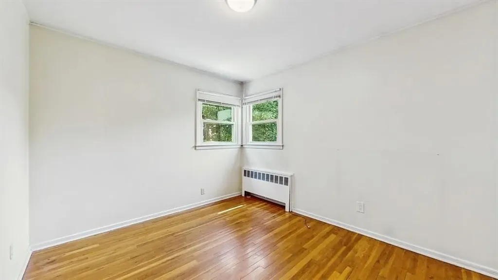 29 Melanie Lane Syosset NY 11791