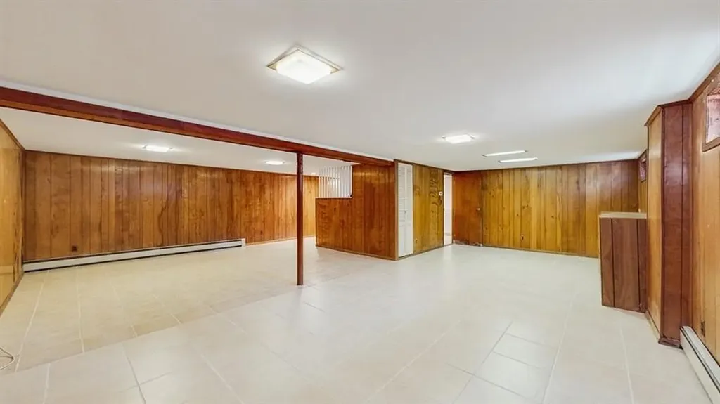 29 Melanie Lane Syosset NY 11791