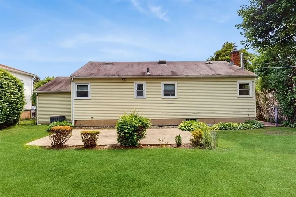 29 Melanie Lane Syosset NY 11791