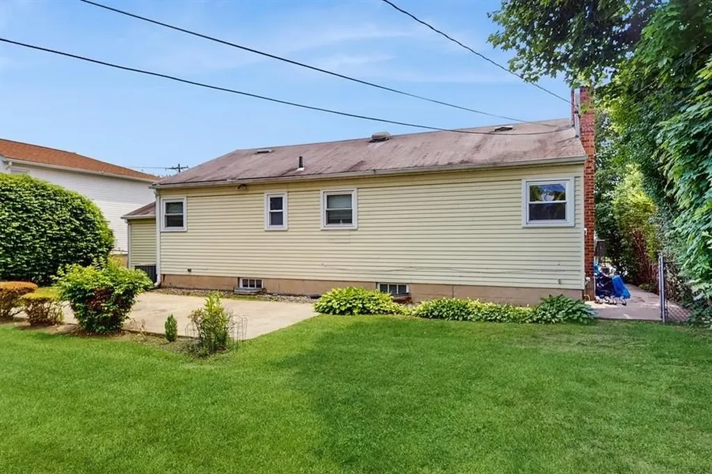 29 Melanie Lane Syosset NY 11791