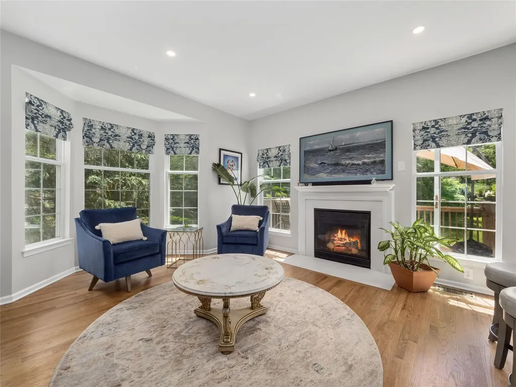 870 Huntington Drive Fishkill NY 12524