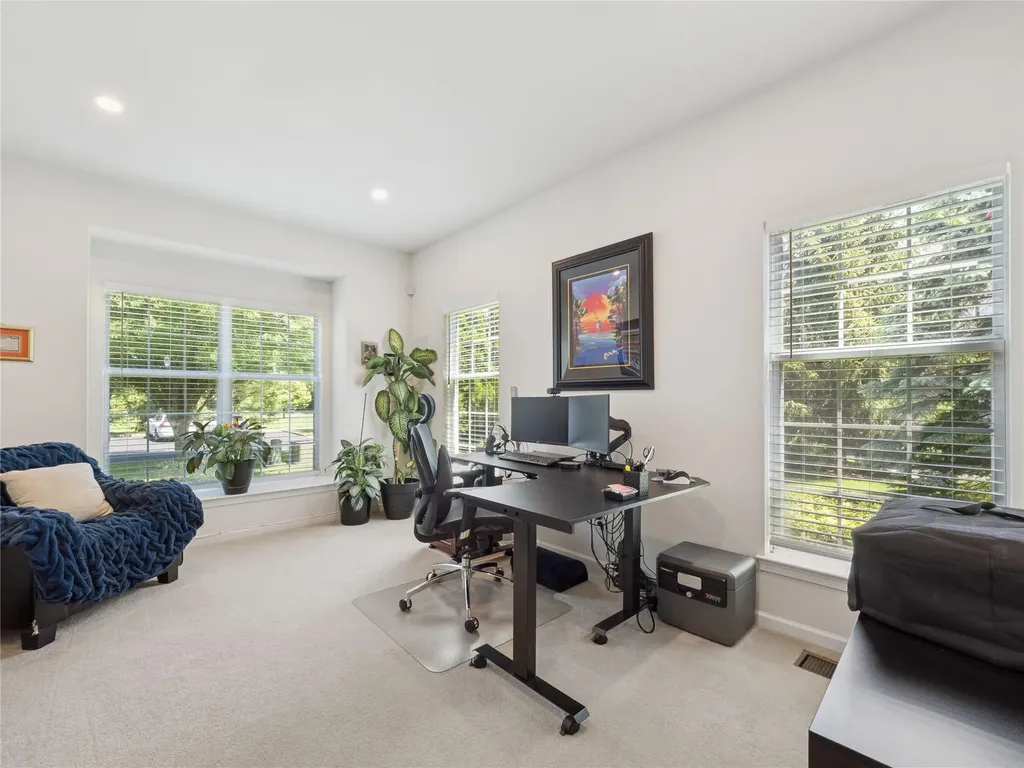 870 Huntington Drive Fishkill NY 12524
