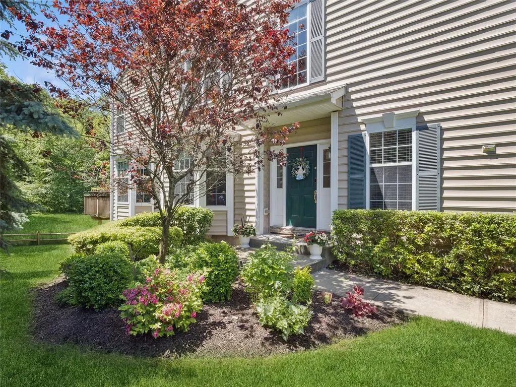 870 Huntington Drive Fishkill NY 12524
