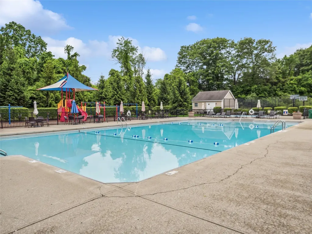 870 Huntington Drive Fishkill NY 12524