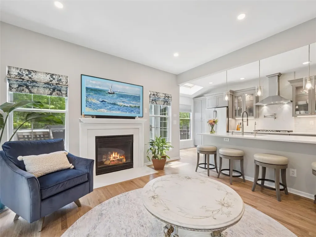 870 Huntington Drive Fishkill NY 12524