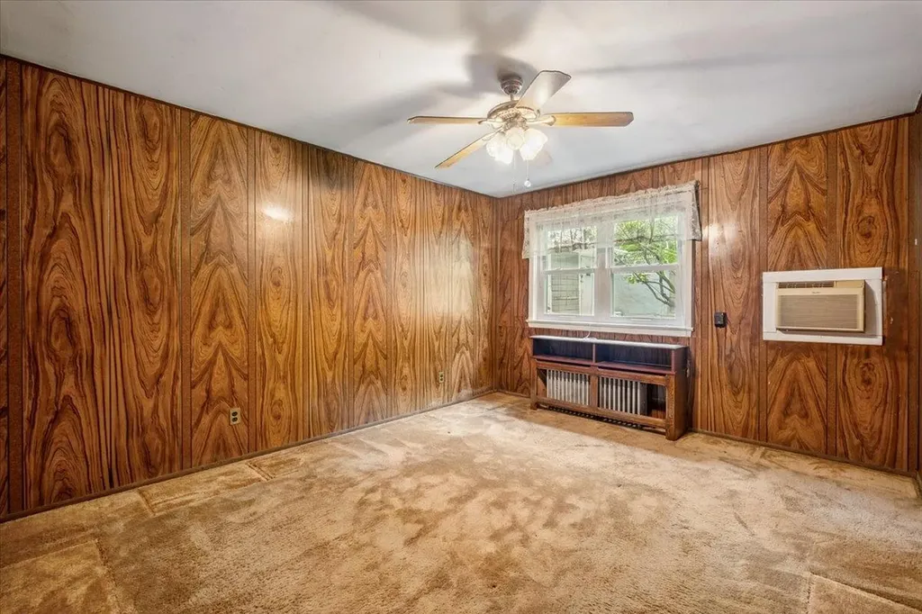 102 Burhans Avenue Yonkers NY 10701