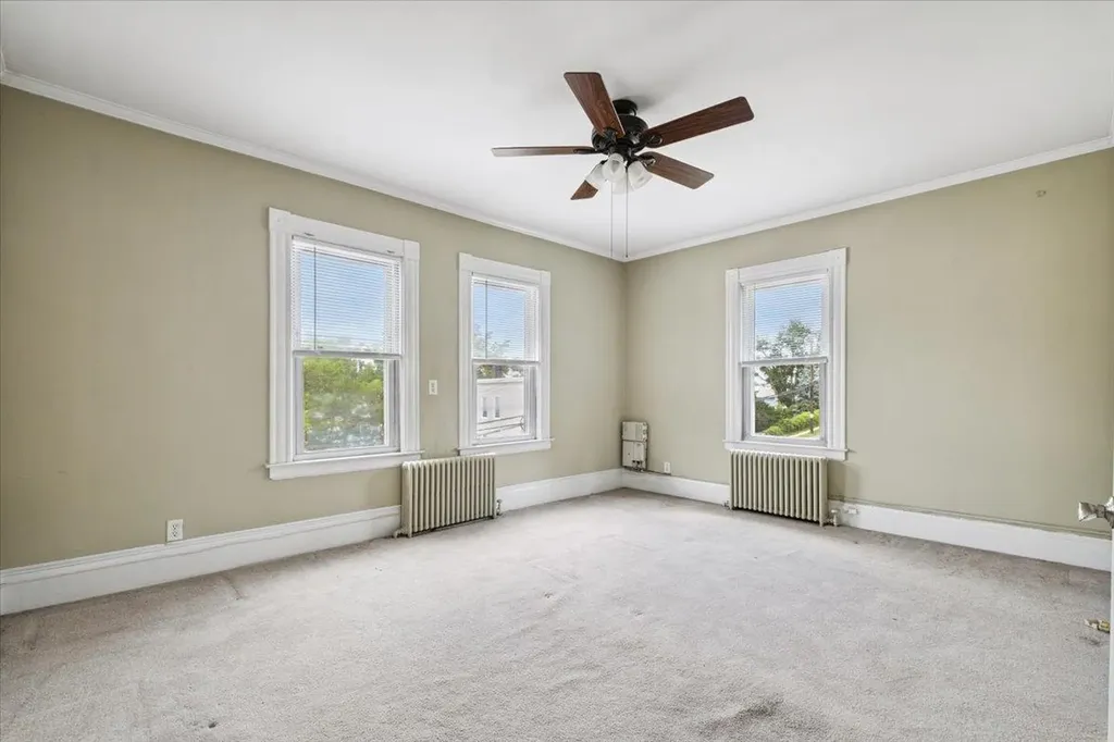 102 Burhans Avenue Yonkers NY 10701