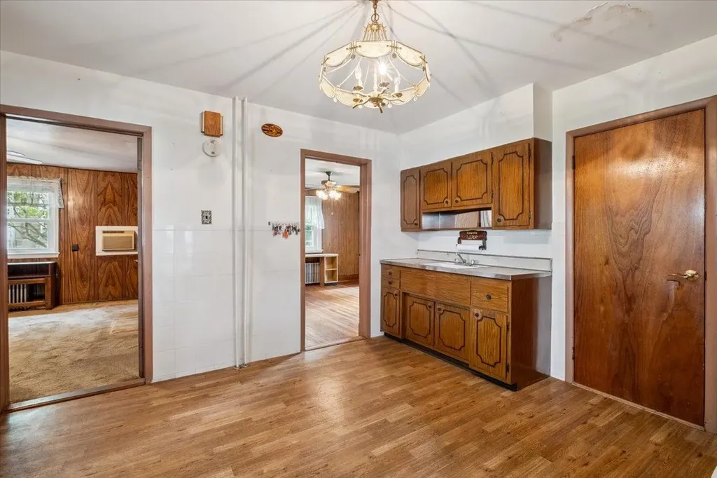 102 Burhans Avenue Yonkers NY 10701