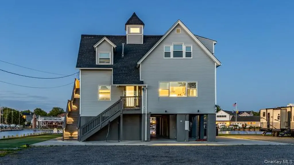 200 Clocks Boulevard Massapequa NY 11758