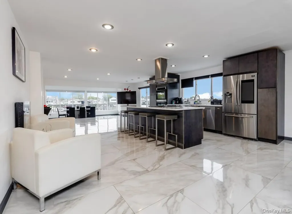 200 Clocks Boulevard Massapequa NY 11758