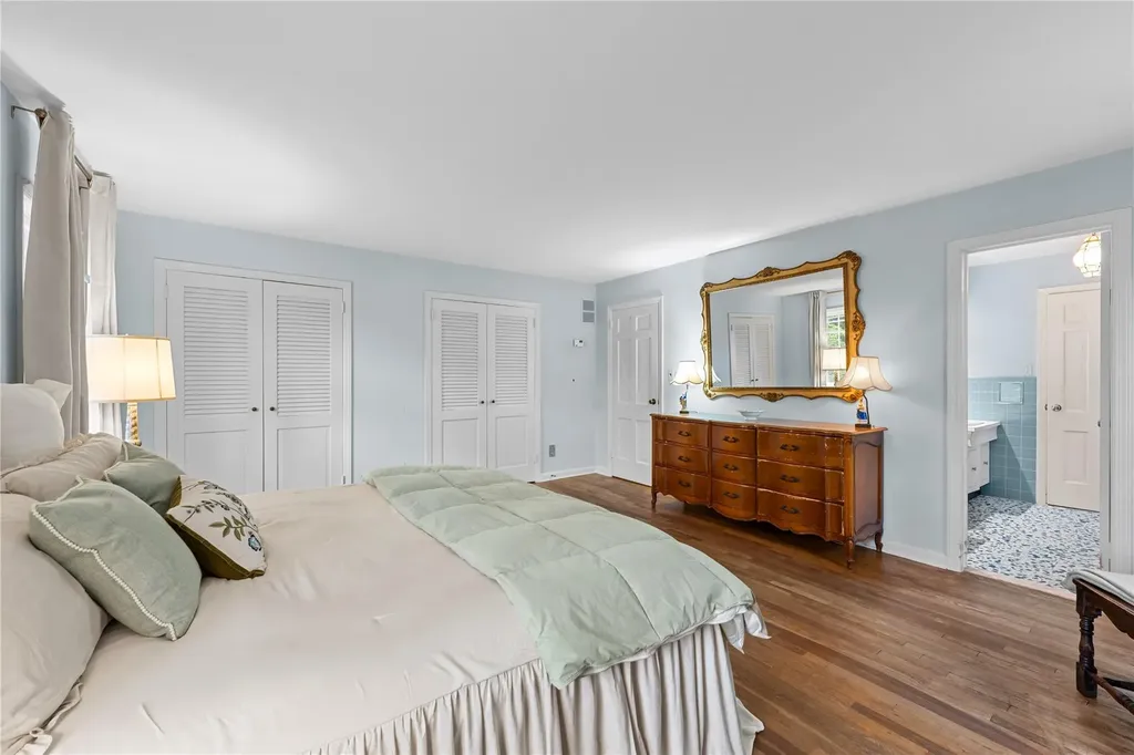 520 Chauncey Lane Lawrence NY 11559