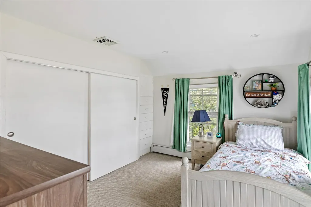 28 Shore Road Babylon NY 11702