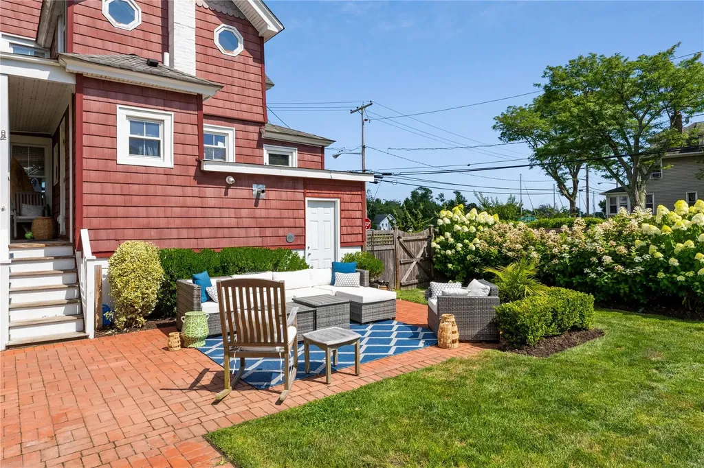 28 Shore Road Babylon NY 11702