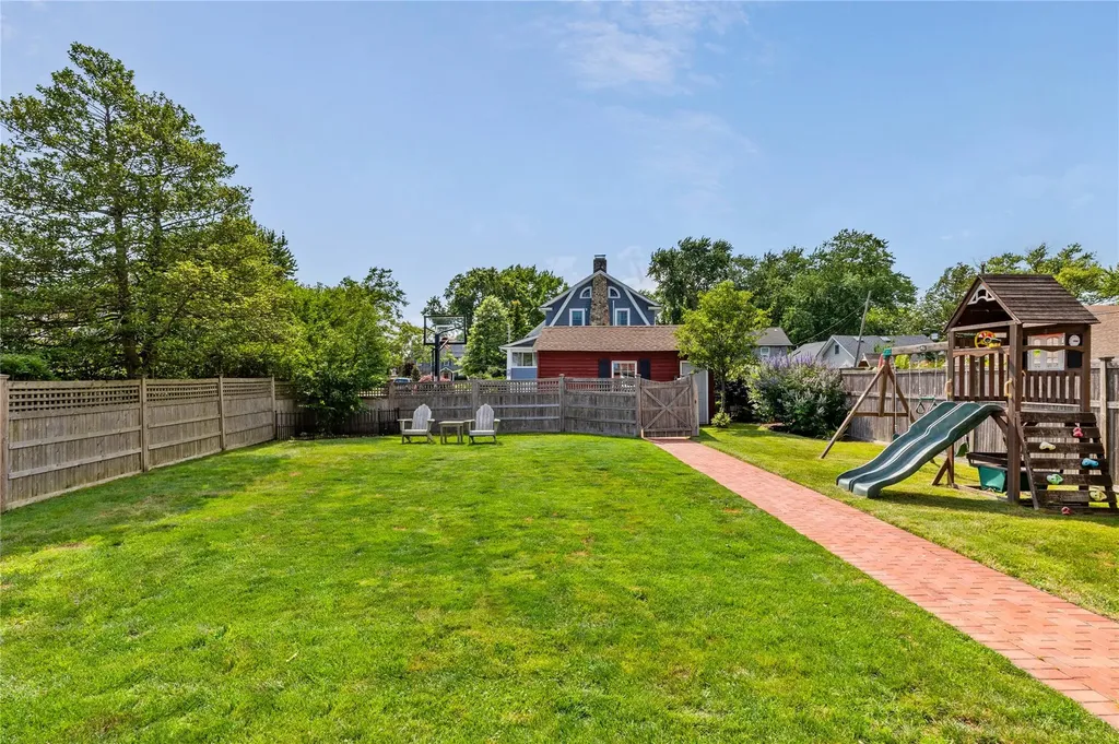 28 Shore Road Babylon NY 11702