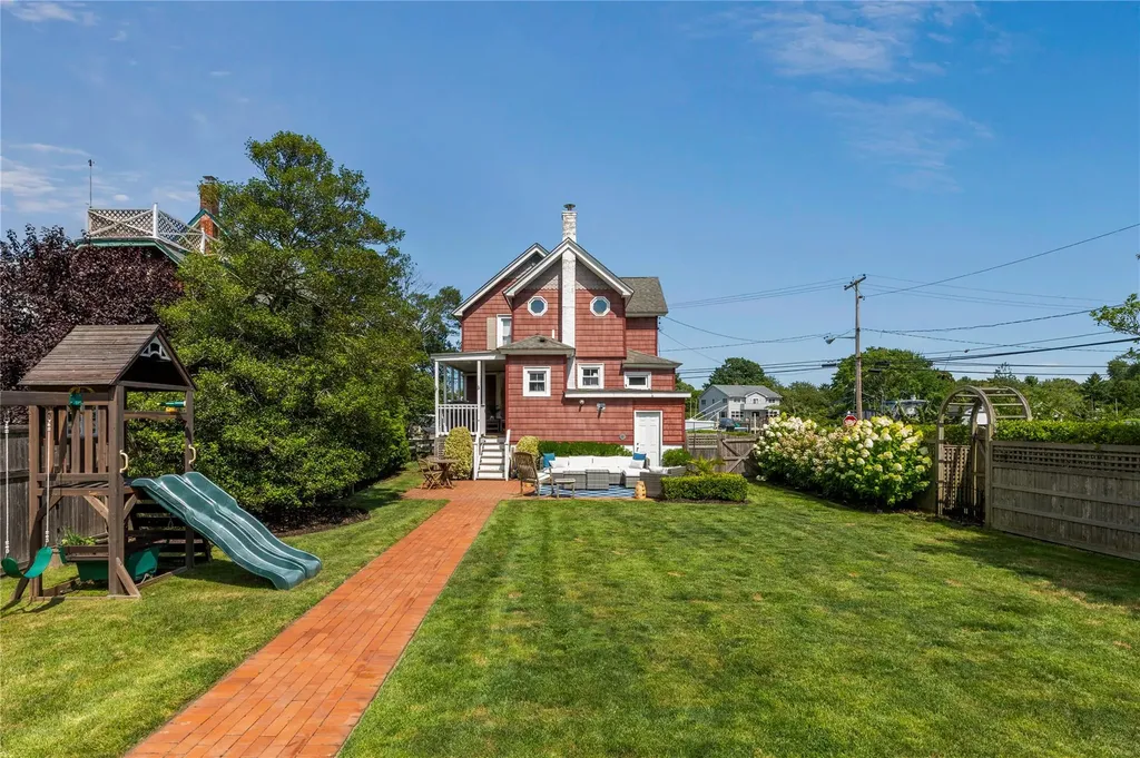 28 Shore Road Babylon NY 11702