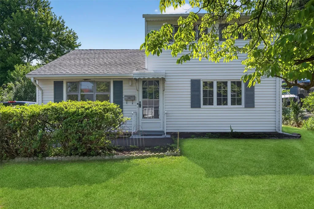 34 Hurd Avenue Garnerville NY 10923