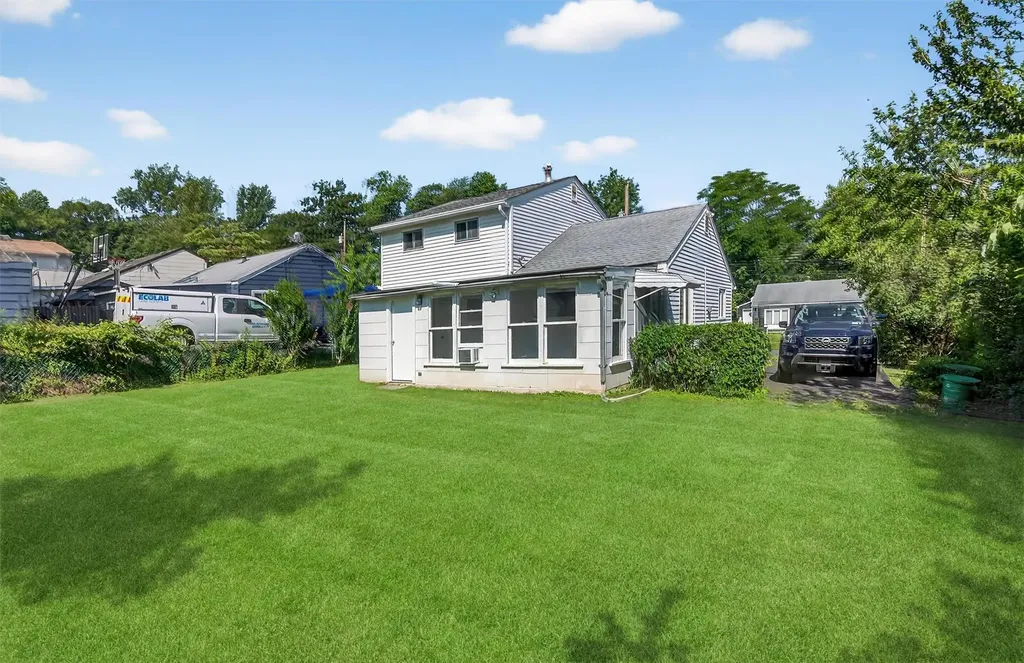 34 Hurd Avenue Garnerville NY 10923