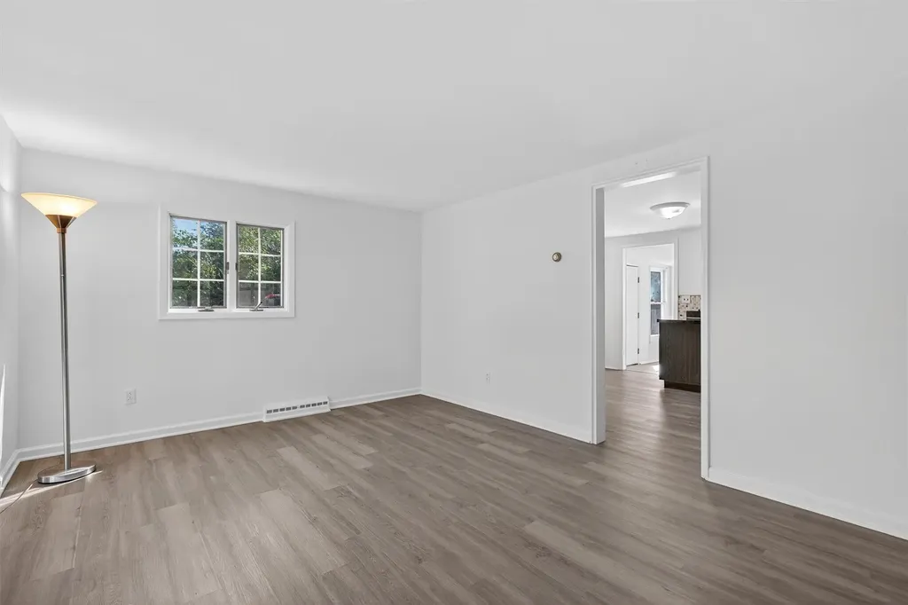 34 Hurd Avenue Garnerville NY 10923