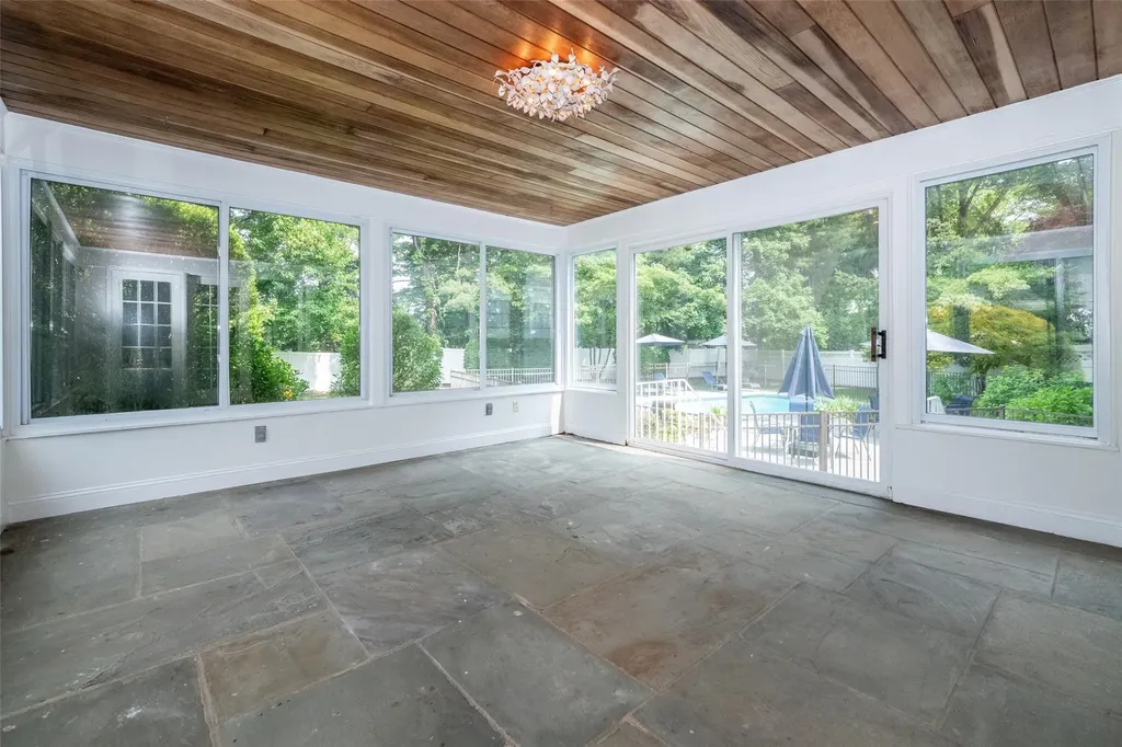 25 Old Lyme Road Scarsdale NY 10583