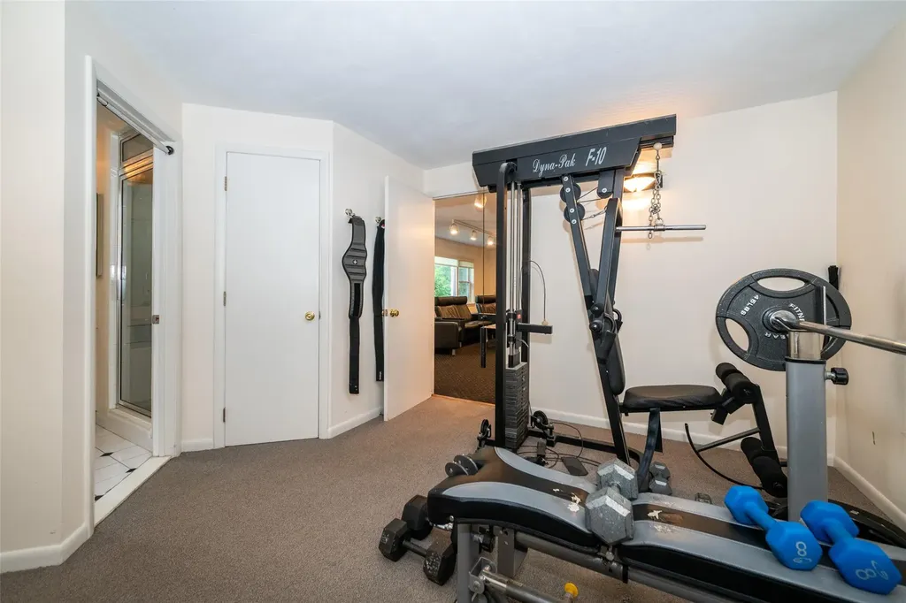 25 Old Lyme Road Scarsdale NY 10583