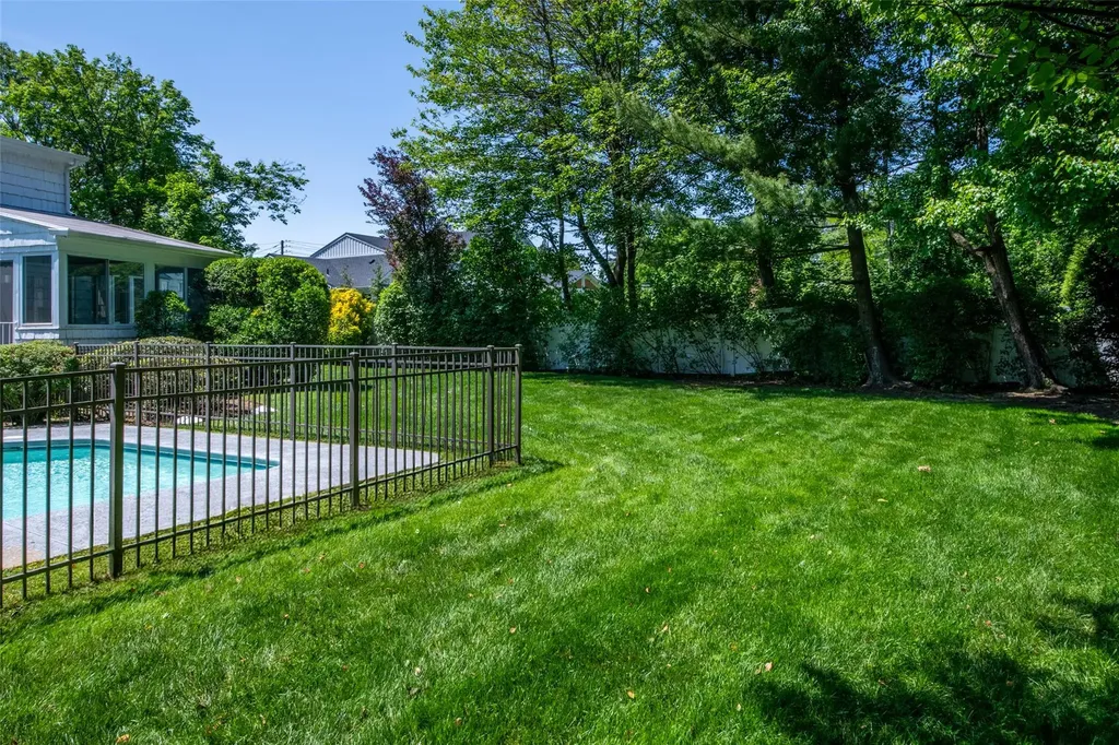 25 Old Lyme Road Scarsdale NY 10583