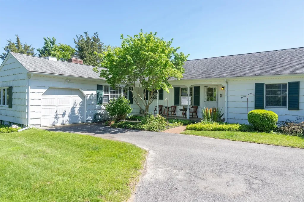 50 Summit Drive Southold NY 11971