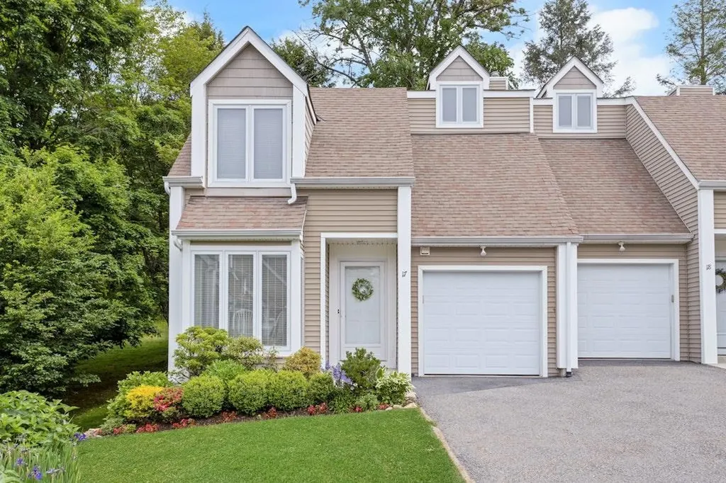 17 Spring Pond Drive Ossining NY 10562