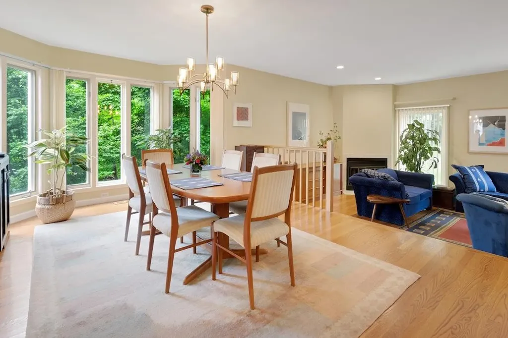 17 Spring Pond Drive Ossining NY 10562