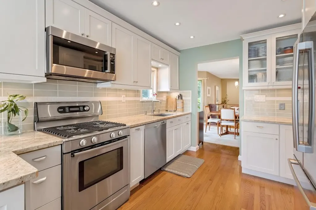 17 Spring Pond Drive Ossining NY 10562