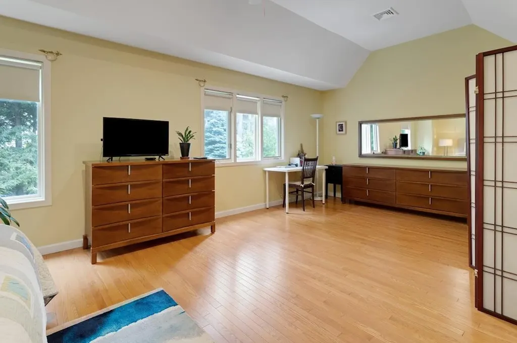 17 Spring Pond Drive Ossining NY 10562