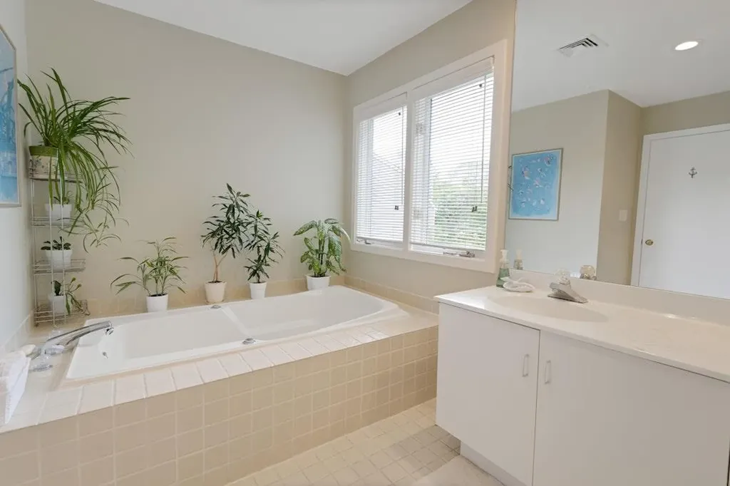 17 Spring Pond Drive Ossining NY 10562